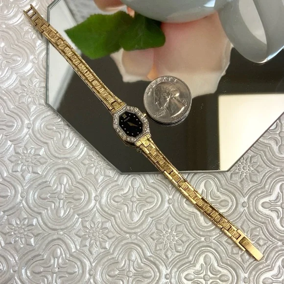 Vintage Pulsar by Seiko Diamond Accented Bezel Gold-Tone 